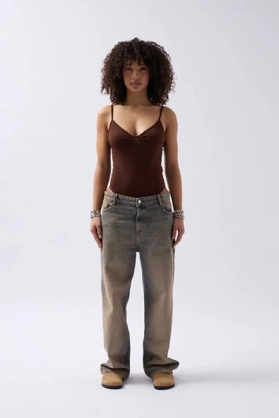 Önü Büzgülü Askılı Bodysuit ürün görseli 1