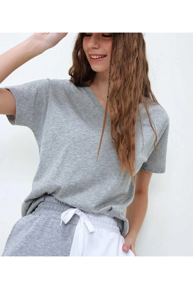 KOZİA OUTDOORS MALKOÇBEY BASKISIZ V YAKA  OVERSİZE UNİSEX BASİC T-ŞHİRT - Resim 5