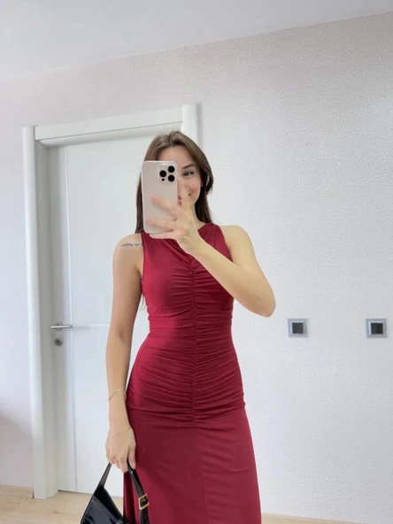Kolsuz Büzgülü Uzun Elbise  Kırmızı ürün görseli