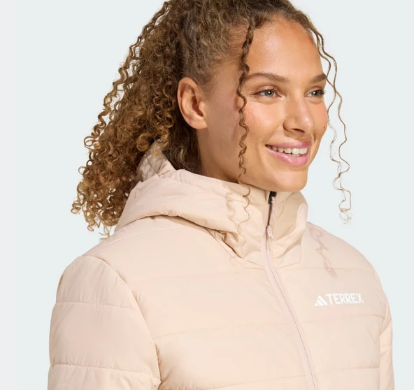 adidas Terrex Multi Essentials Climawarm Insulated Kadın Mont KB2168 - Resim 5