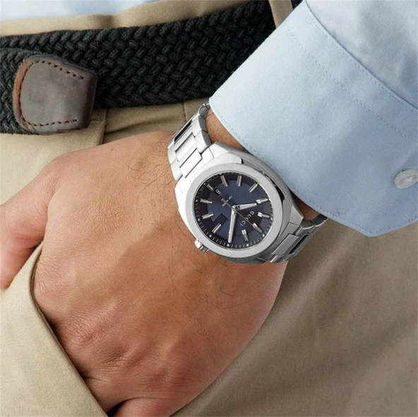 Gucci YA142303 Erkek Kol Saati GG2570 - Resim 4