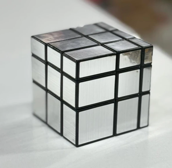 3x3x3 Mirror Sihirli Zeka Küpü Geometrik Asimetrik Gümüş Gri - Resim 6