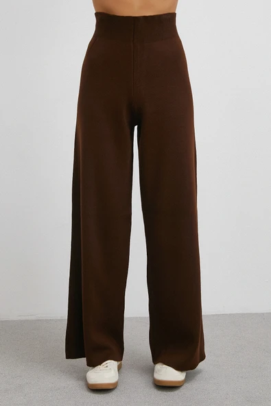 Eteği Çapraz Pantolonlu Bisiklet Yaka Takım Kahve - Resim 5