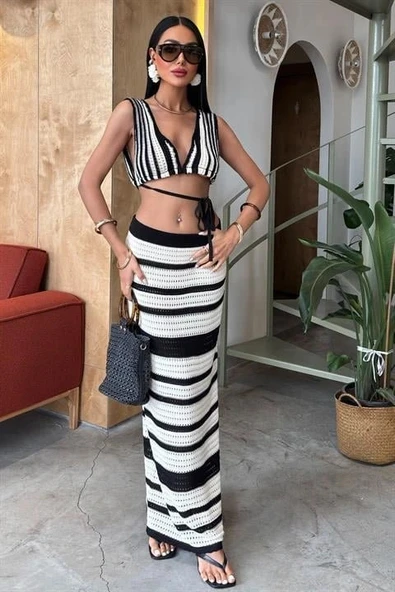 Çizgili Bikini Üst Ve Etek Triko Takım 10110 ürün görseli