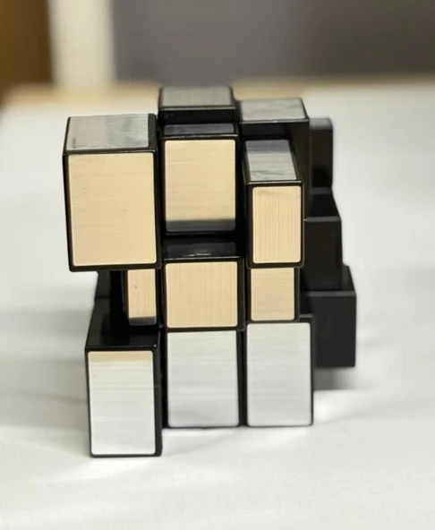 3x3x3 Mirror Sihirli Zeka Küpü Geometrik Asimetrik Gümüş Gri - Resim 4