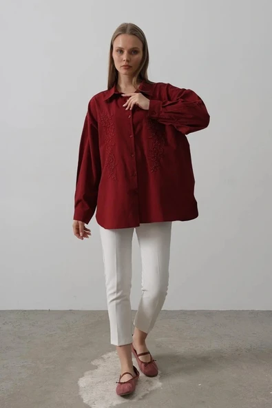 Boncuk Nakış Detaylı Uzun Gömlek  Bordo ürün görseli