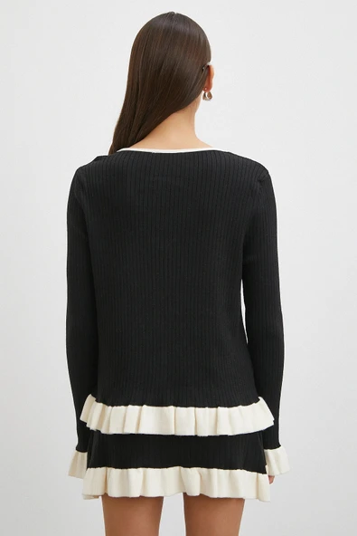 Düğmeli Eteği Fırfırlı Etekli Triko Takım Siyah - Resim 6