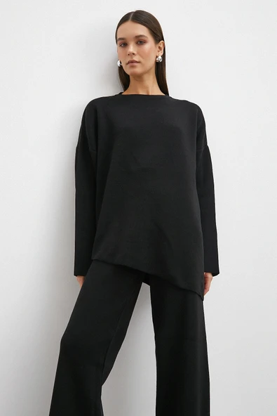 Eteği Çapraz Pantolonlu Bisiklet Yaka Takım Siyah - Resim 4