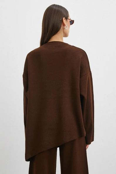 Eteği Çapraz Pantolonlu Bisiklet Yaka Takım Kahve - Resim 6