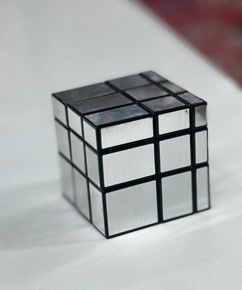 3x3x3 Mirror Sihirli Zeka Küpü Geometrik Asimetrik Gümüş Gri - Resim 2