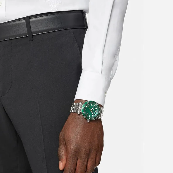 Versace VRSCVEZ300421 Erkek Kol Saati - Resim 2