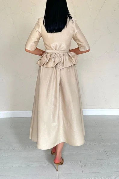 Bej İnce Kemerli Fırfırlı Ceket Ve Büzgülü Etek Takım - Resim 4