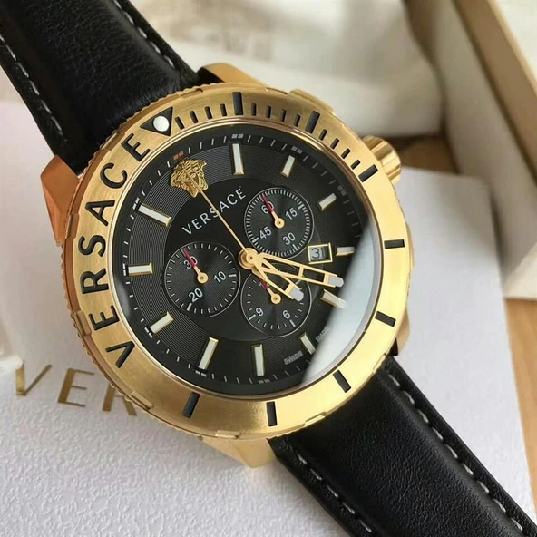 Versace VRSCVERG00318 Erkek Kol Saati - Resim 2