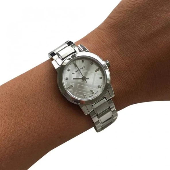 Burberry BU9213 Bayan Kol Saati - Resim 3