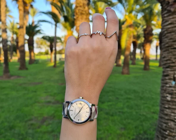 Burberry BU9113 Kadın Kol Saati - Resim 2