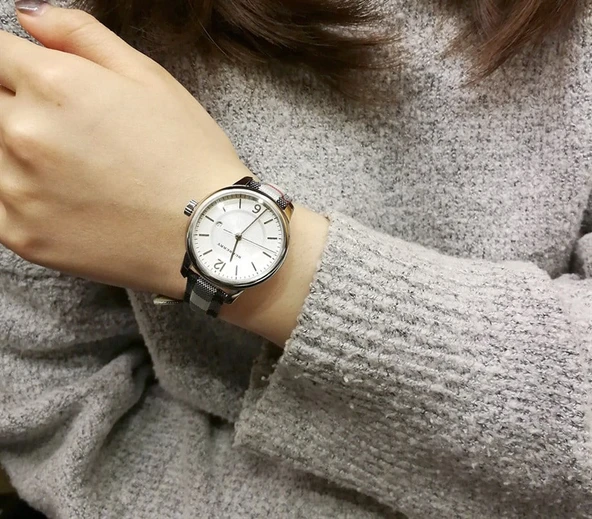 Burberry BU10103 Bayan Kol Saati - Resim 4