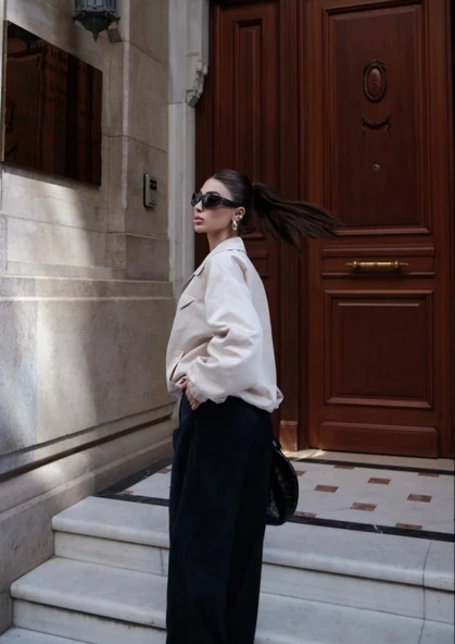 Fermuarlı Gömlek Yaka Bomber Ceket  Beyaz ürün görseli