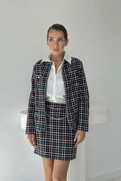 iyah Önü Açık Ceket Ve Eteği Zincirli Takım ürün görseli