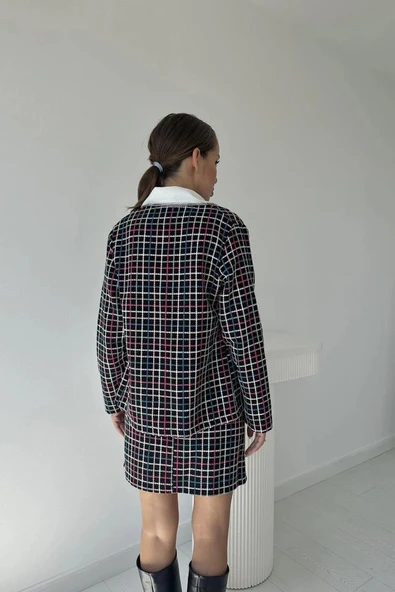 iyah Önü Açık Ceket Ve Eteği Zincirli Takım - Resim 4