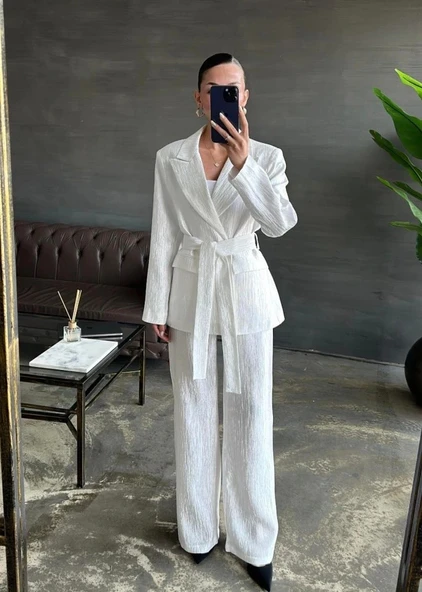 Ekru Beli Kuşaklı Ceket Ve Pantolon Parlak Takım - Resim 2