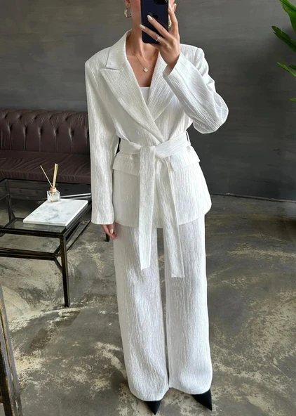 Ekru Beli Kuşaklı Ceket Ve Pantolon Parlak Takım ürün görseli 1