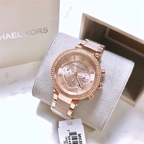 Michael Kors MK5896 Bayan Kol Saati - Resim 4