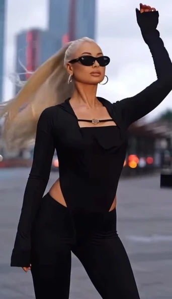 Kadın Uzun Kollu Kare Yaka Toka Ve Bel Dekoltesi Detaylı Tulum Tulum - Resim 2