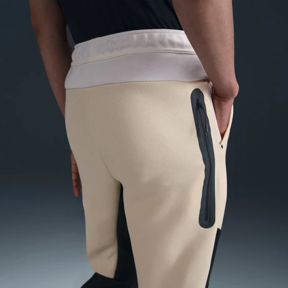 NİKE Tech Fleece Jogger Erkek Eşofman Altı HV0959-114 - Resim 4