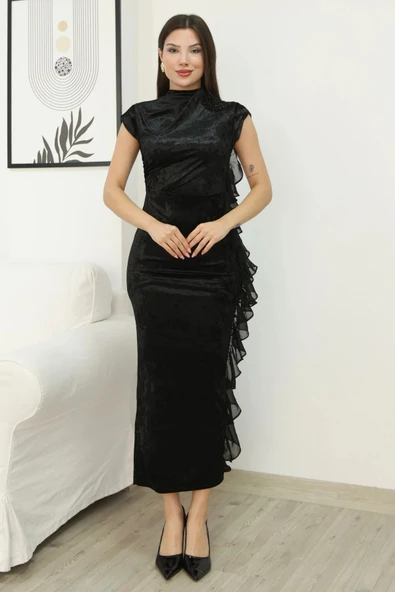 Çiçek Broşlu Fırfır Detaylı Kadife Abiye Elbise 6062-Siyah - Resim 2