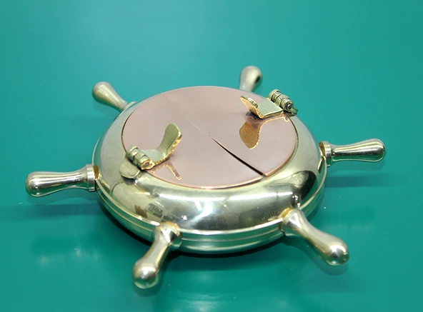 Pirinç Dümenli Kapaklı Küllük ürün görseli 1