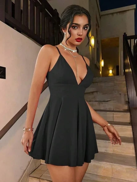 Sırt Dekolteli Cesur V Yaka Mini Elbise - Resim 5