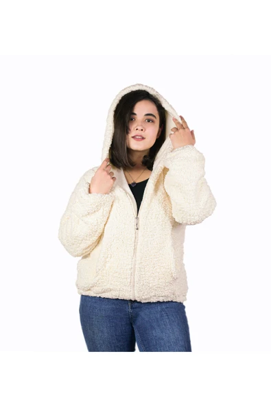 Özgüner Oyuncak Kış Modasında Fark Yaratın: Kadın Peluş Montlar - Resim 3