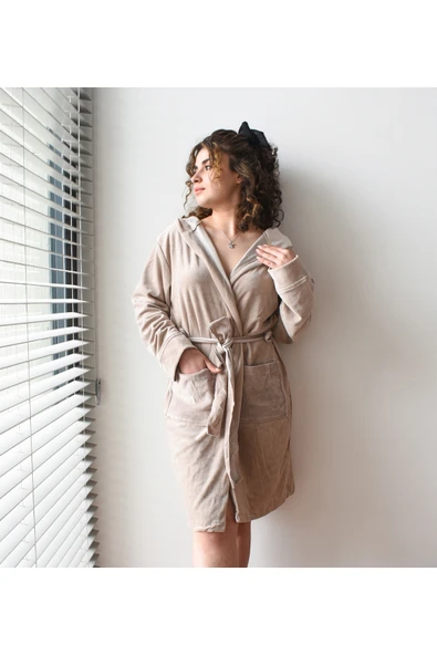 Harika Peluş Fabrikası Pabtex Kadın Niki Kadife Sabahlık – Kulaklı Bornoz Tasarımı, Rahat ve Şık Kışlık Model - Resim 3