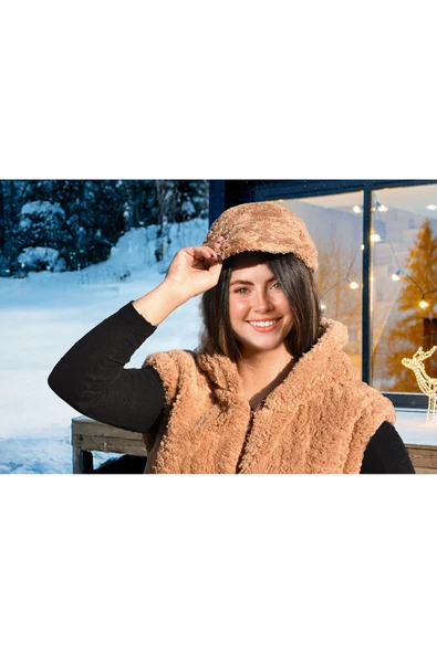 Pababo Paptex Peluş Kadın Kasket Şapkası: Hem Modern Hem Pratik - Resim 3