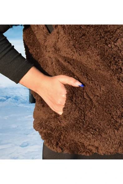 Özgüner Oyuncak Pabtex Soğuk Havalarda Hem Şık Hem Sıcak: Peluş Yelek ve Şapka Bireşimi İle Şıklığını Yakala - Resim 4