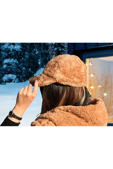 Ayıcı Oyuncak Paptex Peluş Kadın Kasket Şapkası: Hem Modern Hem Pratik - Resim 5