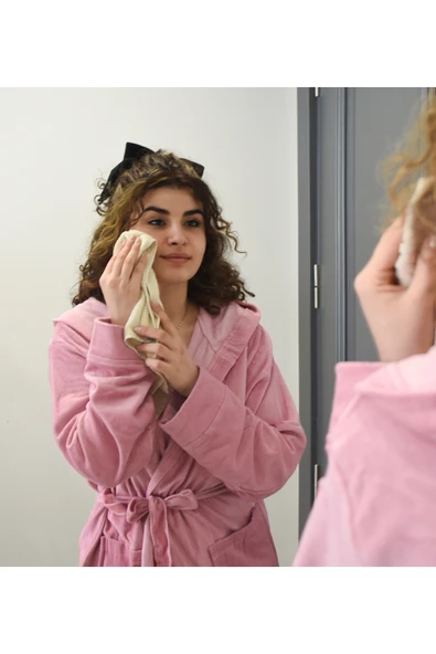 Harika Peluş Fabrikası Pabtex Kadın Niki Kadife Sabahlık – Kulaklı Bornoz Tasarımı, Rahat ve Şık Kışlık Model - Resim 4