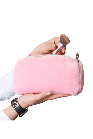 Ayıcı Oyuncak Yumuşak Peluş Makyaj Çantası - Şık ve Kullanışlı Kadın Kozmetik Çantası - Resim 3