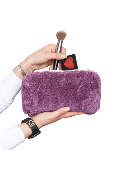 Harika Peluş Fabrikası Yumuşak Peluş Makyaj Çantası - Şık ve Kullanışlı Kadın Kozmetik Çantası - Resim 3
