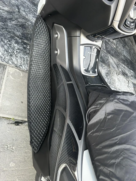 Bod Yamaha NMAX  Motor 3D Havuzlu Paspas Siyah ürün görseli