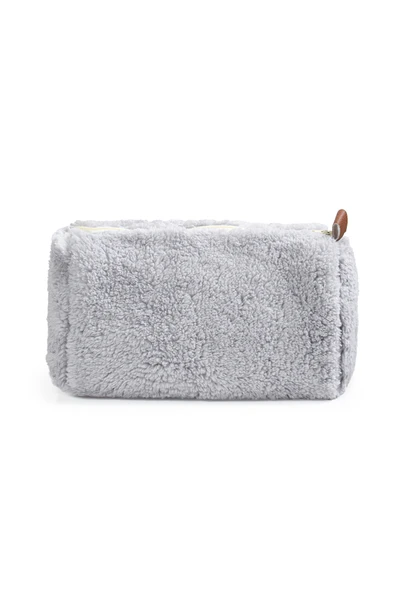 Harika Peluş Fabrikası Yumuşacık Peluş Seyahat Çantası – Konforlu ve Şık Tasarım - Resim 2