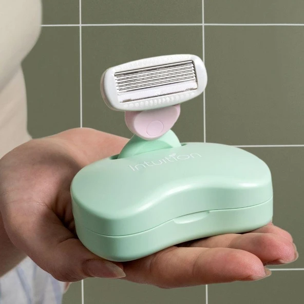 Wilkinson Sword Intuition Complete Mini Kadın Tıraş Bıçağı -Özel Kutusunda - Resim 5