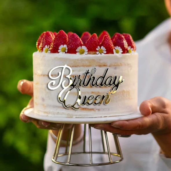 Pasta Önü Pleksi Birthday Queen Yazı Gold 10x6 cm ürün görseli