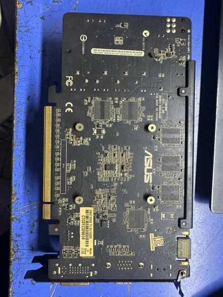 ASUS ENGTX550 Ti DC TOP/DI/1GD5 GTX550 Ti, PCI-E16 2.0, 1024MB/192bit GDDR5, D-Sub , DVI, HDMI Ekran kartı - Resim 2