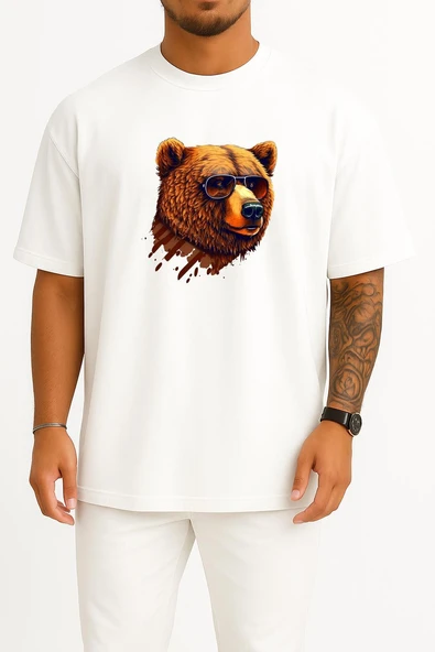 Oversize Gözlüklü Havalı Ayı Portresi Göğüs Tasarımlı Unisex T-Shirt ürün görseli