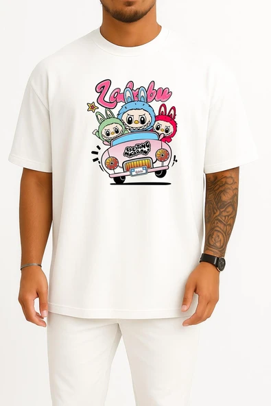 Oversize Labubu Göğüs Tasarımlı Unisex T-Shirt ürün görseli