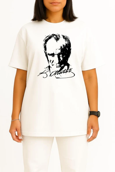 Oversize Mustafa Kemal Atatürk İmzalı Portre Göğüs Tasarımlı Unisex T-Shirt - Resim 8