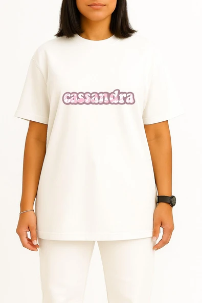 Oversize Cassandra Yabancı Dizisi Göğüs Baskılı Unisex T-Shirt - Resim 11