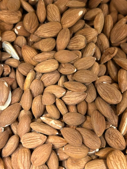 Öz Altın Kayısı Tuzsuz Kayısı Çekirdeği 1 KG ürün görseli 1