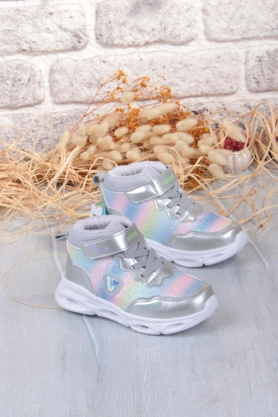 Vicco 946.P25K.430 Poni Gümüş Anatomik Hafif Işıklı Kız Çocuk Bot ürün görseli